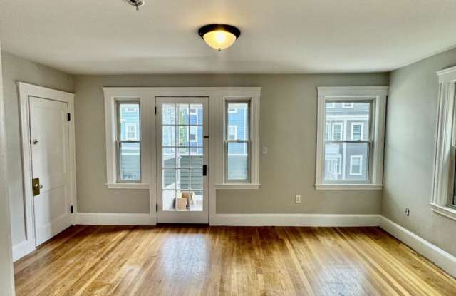 Photo of 58 Saxton
