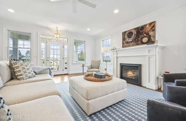 Photo of 114 2nd Avenue