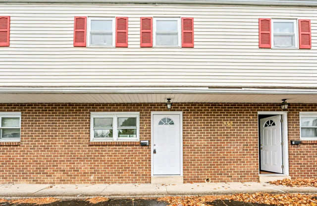 Photo of 330 S Washington Street