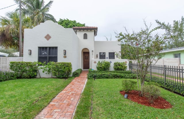 2911 Poinsettia Avenue - 2911 Poinsettia Avenue, West Palm Beach, FL 33407