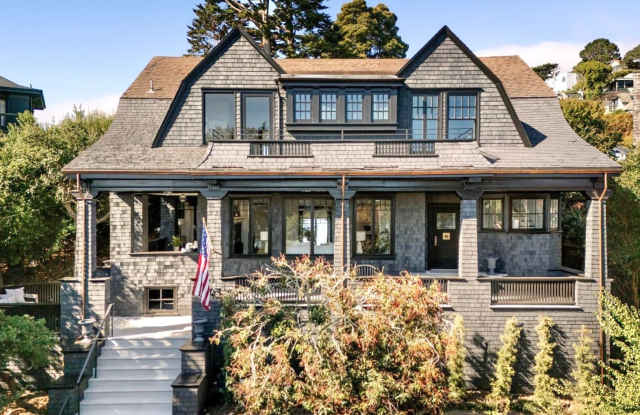 Gorgeous Sausalito Grand Craftsman Home w/Bay Views