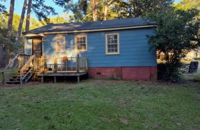 3251 Meadow Lane