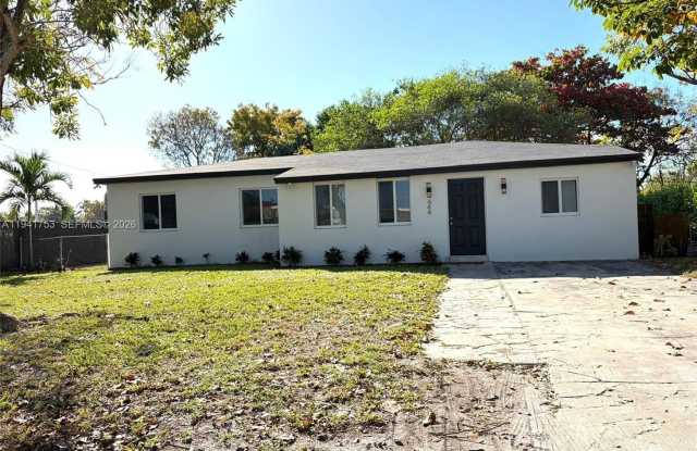 Photo of 644 NW 146th St