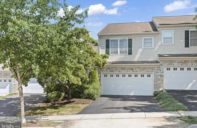 715 FERRIS WAY