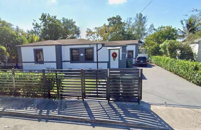 Photo of 1350 NW 52nd St