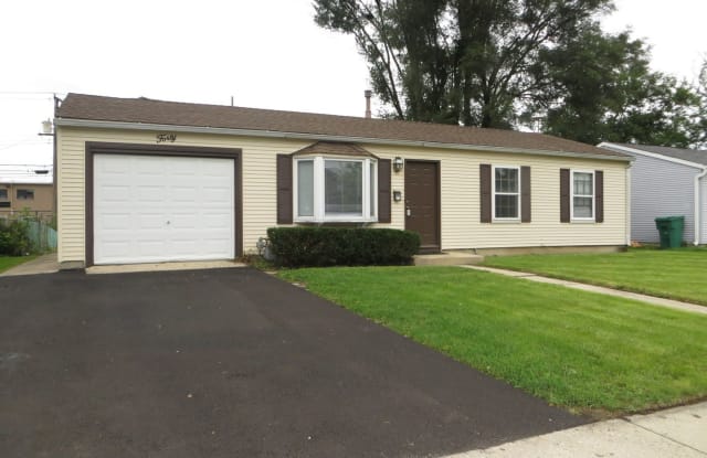 40 Arlington Drive - 40 Arlington Drive, Romeoville, IL 60446