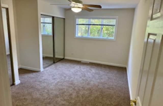 38603 North Pine Grove Avenue