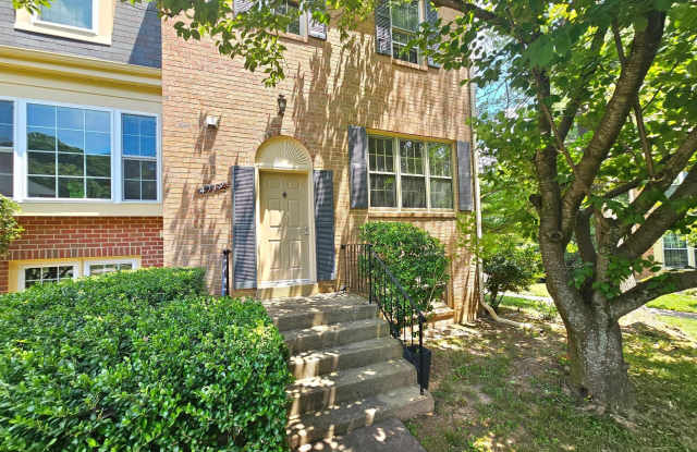 4719 GAINSBOROUGH Drive
