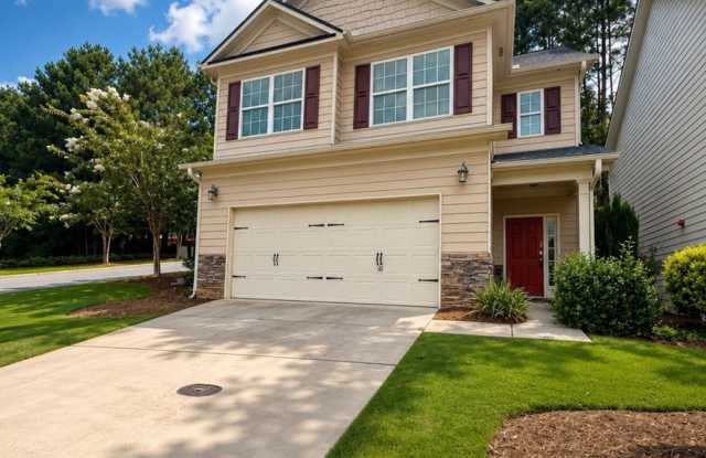 Open Concept Living & Oversized Primary Suite