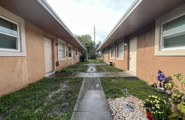 3028 NW 2nd St #1 - 3028 Northwest 2nd Street, Pompano Beach, FL 33069