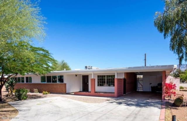 5861 E Hampton St - 5861 East Hampton Street, Tucson, AZ 85712