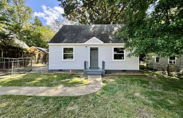 1020 Nancy Lane Southeast