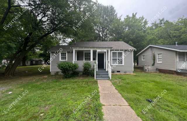 1418 Division Street
