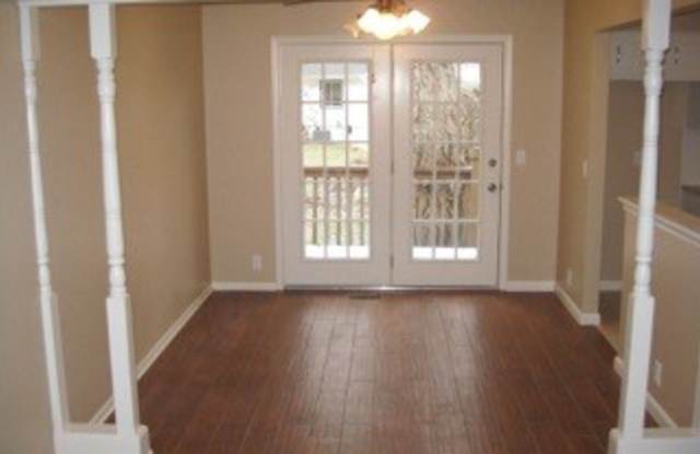 15105 Westchester Cir