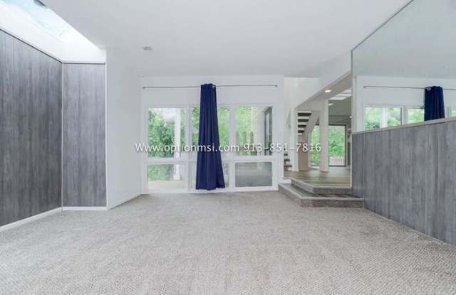 2504 University Drive