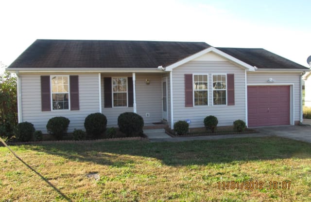 107 Pappy Dr - 107 Pappy Drive, Oak Grove, KY 42262