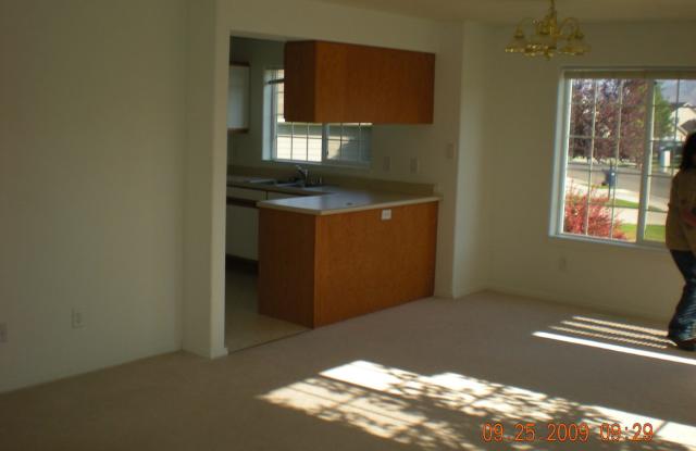 Nice 3 Bedroom 2 Bathroom Condo photos photos