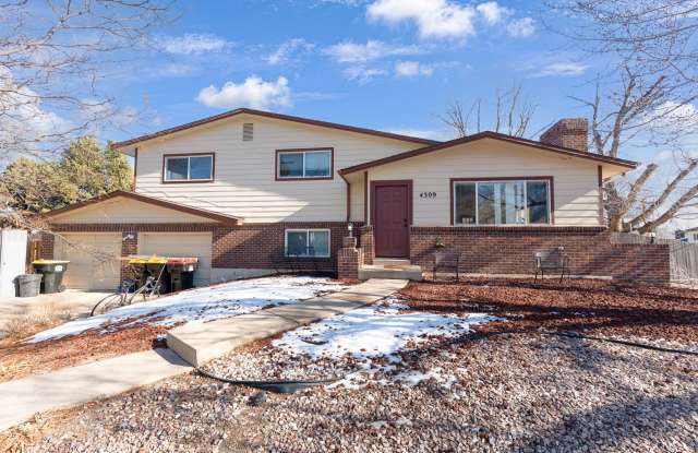 Photo of 4309 Edwinstowe Ave - 3 NW Bedroom