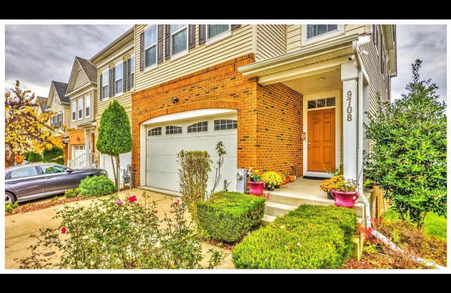 9708 NORTHERN LAKES Lane