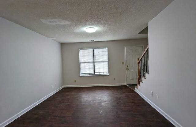 3751 Oakwood Hills Drive