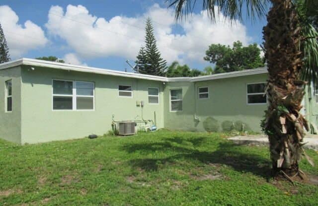 3200 North Seacrest Boulevard - 3200 North Seacrest Boulevard, Boynton Beach, FL 33435