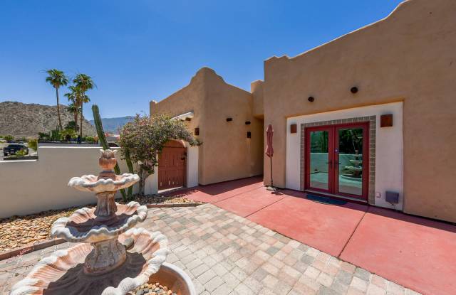 54355 Eisenhower Drive