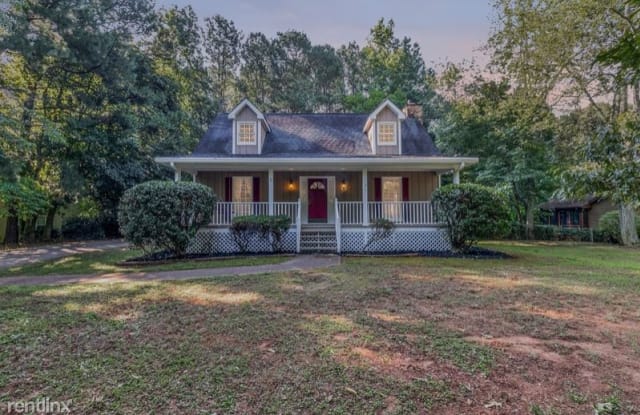 384 Deerwood Dr - 384 Deerwood Drive, Gwinnett County, GA 30024