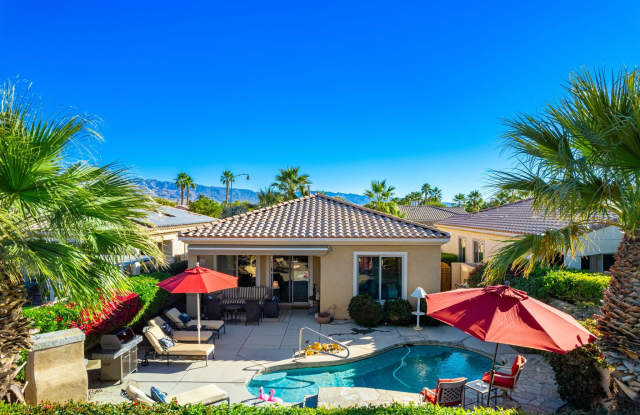 41511 Calle Pampas