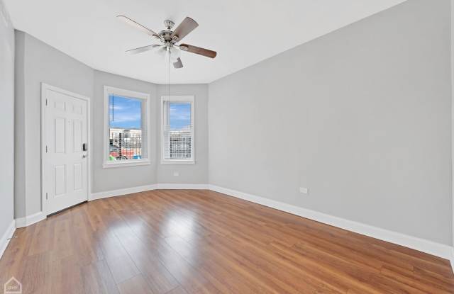 5144 S Hermitage Avenue