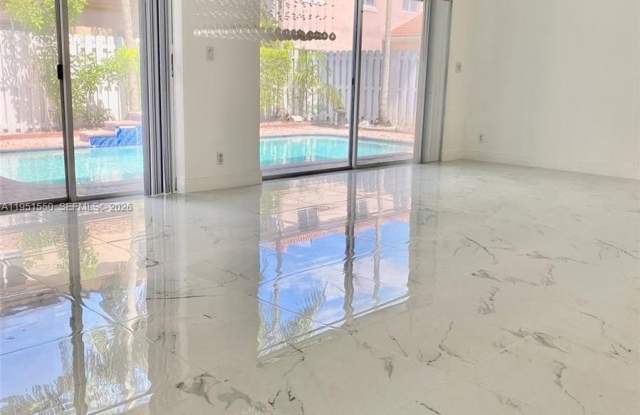 11301 ROCKINGHORSE RD