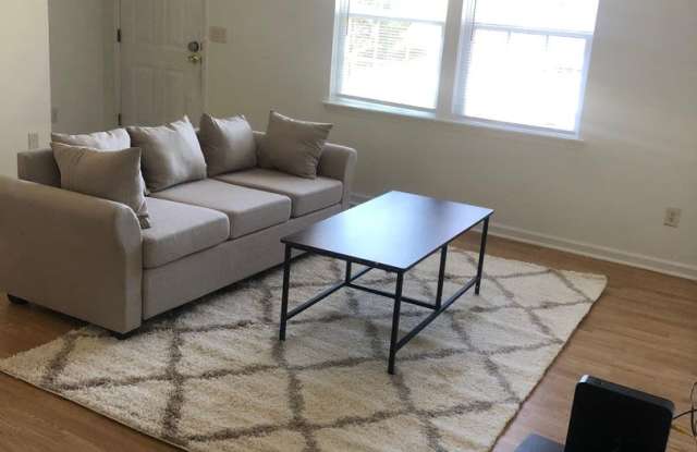 Room in 4 Bedroom Home at Reynard Ct