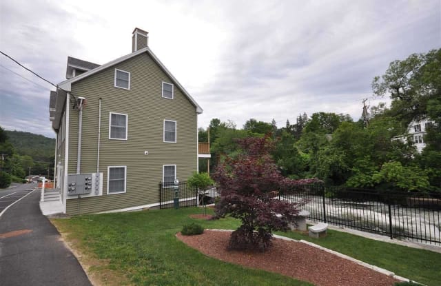 16 Central - 16 Central Square, Bristol, NH 03222