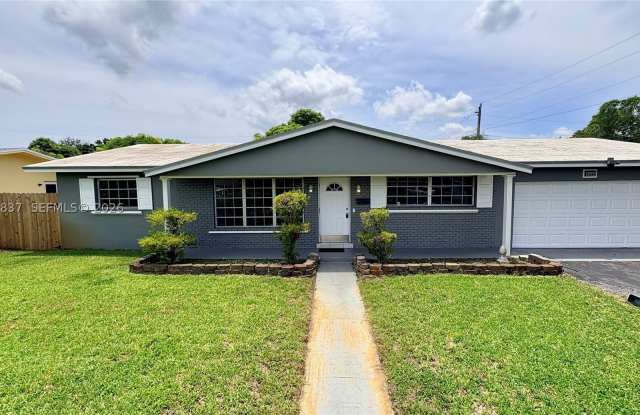 4440 NW 4th Ct