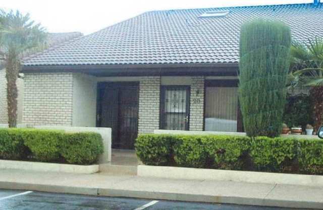 2 Bedroom Town Oaks Town Home for Rent