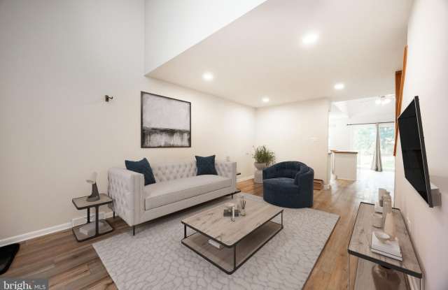 1104 SAINT MICHAELS Court unit: 1104