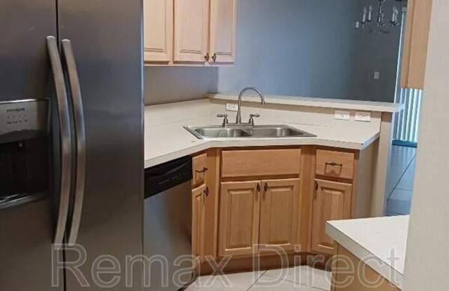 795 Pipers Cay Drive