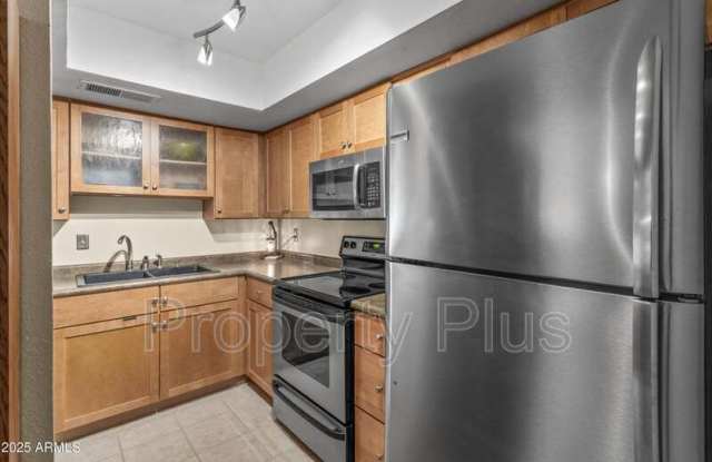 Photo of 6810 S Snyder Ln