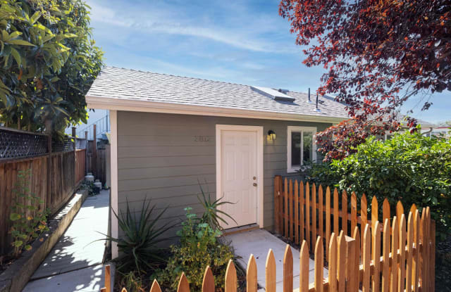 3812 Midvale Ave - 3812 Midvale Avenue, Oakland, CA 94602