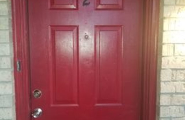 5401 N. 15th Street (behind Gold's Gym)