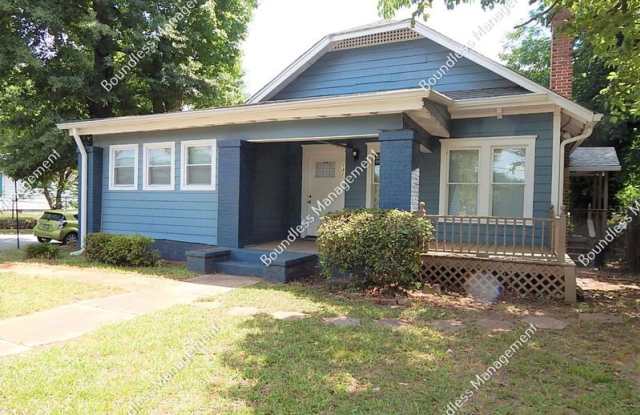 Photo of 1420 Lakewood Ave SE