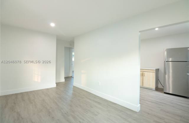 1768 NW 112th Ter