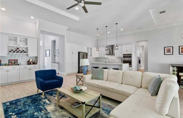 9335 Orchid Cove Circle