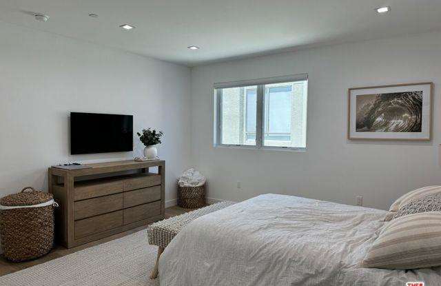 Photo of 9842 Vidor Drive