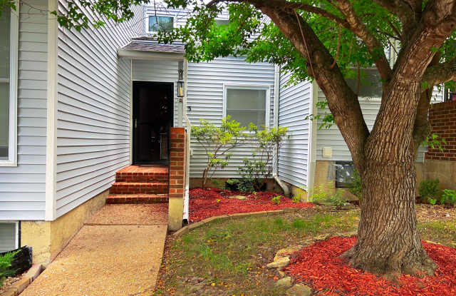 663 Hiddenwood Court
