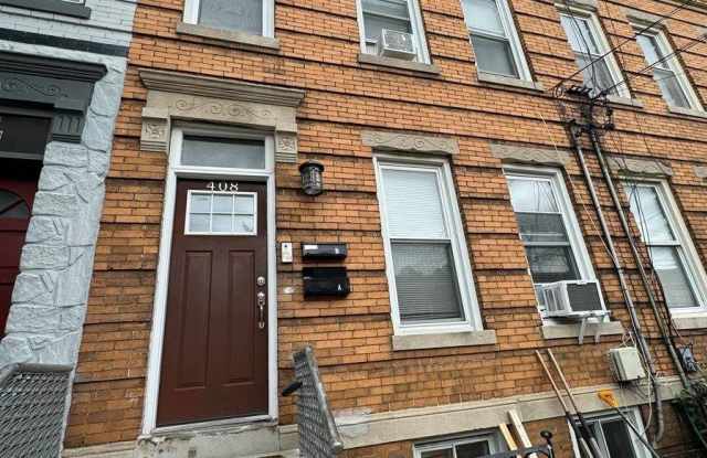 408 Woodlawn Ave
