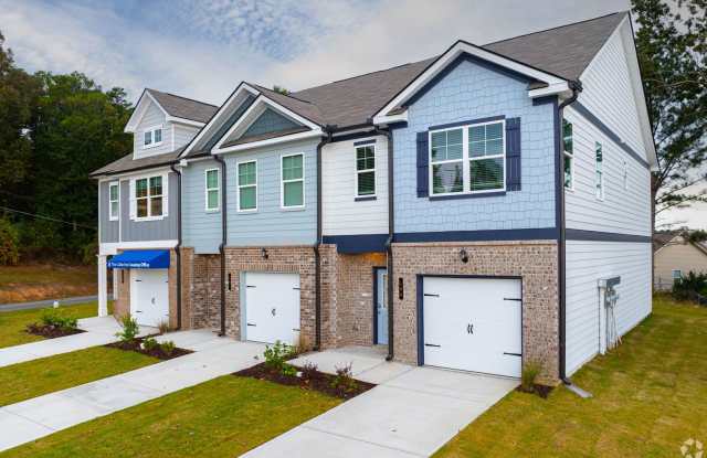 BRAND NEW 3 Bed 2.5 bathroom townhomes in Calhoun!