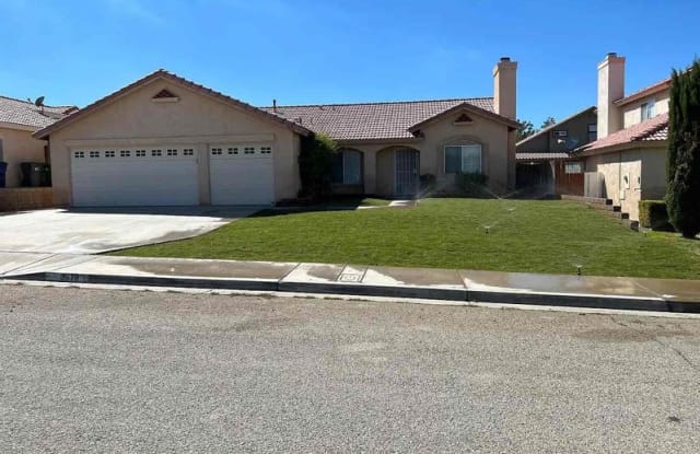 36711 Silverspur Ln - 36711 Silverspur Lane, Palmdale, CA 93550