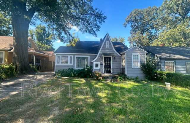 Photo of 2407 Larose Ave