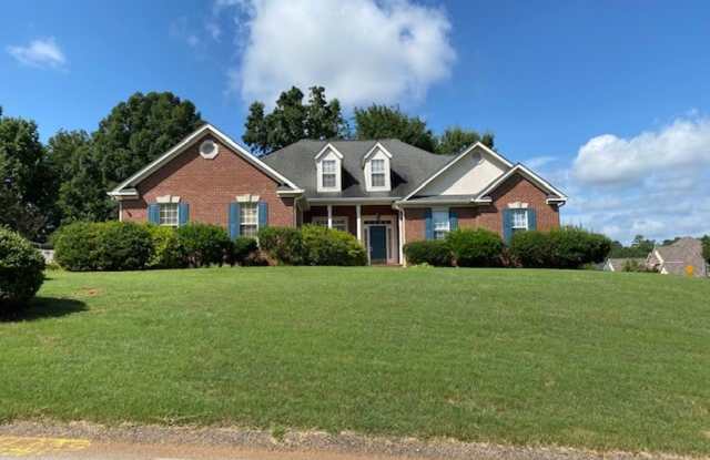 Available NOW ! Beautiful 5 bedroom brick home for rent in Windmill Plantation. photos photos