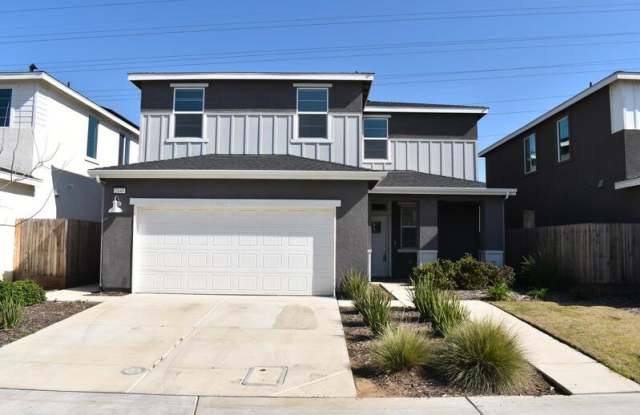 2449 Explorador Drive - 2449 Explorador Drive, Merced, CA 95340